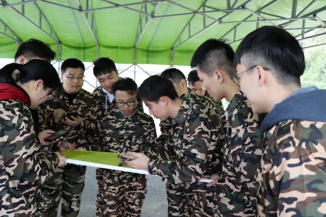 說明: https://mmbiz.qpic.cn/mmbiz_jpg/JdHquDdPGESAbQF7h9y4BdqvEIOvEpLfkFpg3AHQaWuWAuzzcIAH0RA5ZmMO1sMtXPty4k3y7hd3Jm29qALW7g/640?wx_fmt=jpeg