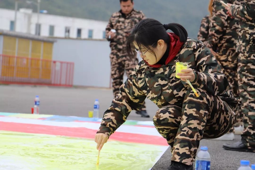 說明: https://mmbiz.qpic.cn/mmbiz_jpg/JdHquDdPGERobueqA1AUfIEvibwgtFa3wdwygDKcdRo3ArlzypjhsOMXqjiaHVdqdaDKVNtc1yWUOiaNkklr6uaSA/640?wx_fmt=jpeg