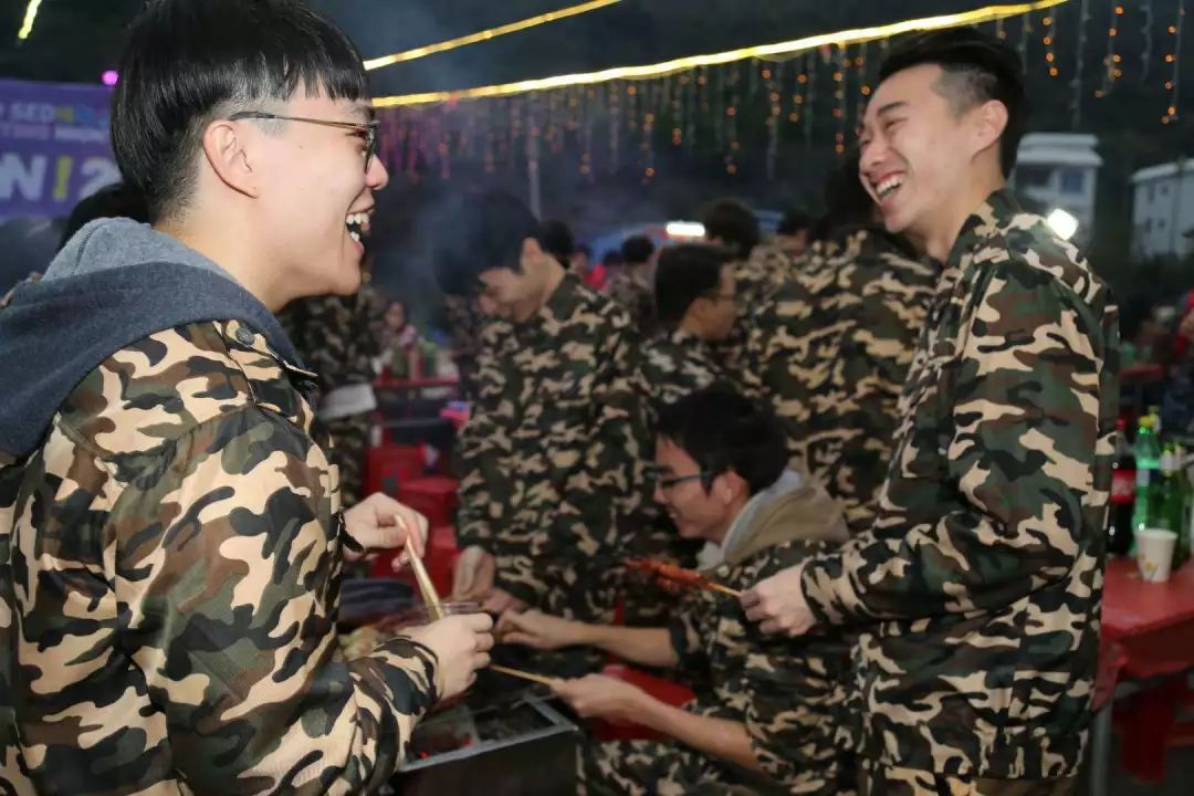 說明: https://mmbiz.qpic.cn/mmbiz_jpg/JdHquDdPGESAbQF7h9y4BdqvEIOvEpLffbrw8fhB8eiatXtIEHJhgD16xvuHic4nBydxibVFC0mhiaGgt7CX8ibZxHw/640?wx_fmt=jpeg