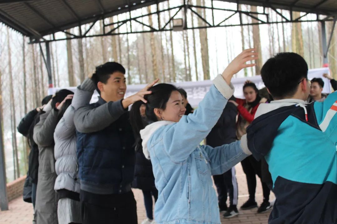 說明: https://mmbiz.qpic.cn/mmbiz_jpg/JdHquDdPGESAbQF7h9y4BdqvEIOvEpLfXa7XUbGKkkmPKWmlaTXktn1y4SDA6sP8j1nV2v83t6QJejGDc5M8dQ/640?wx_fmt=jpeg
