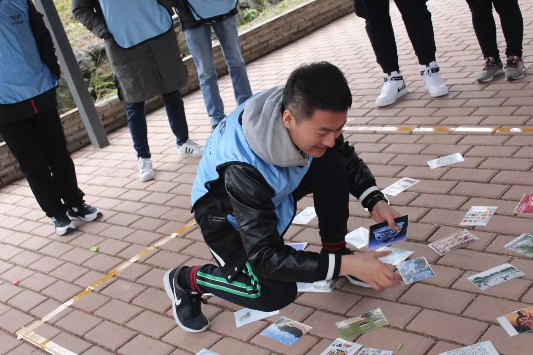 說明: https://mmbiz.qpic.cn/mmbiz_jpg/JdHquDdPGESAbQF7h9y4BdqvEIOvEpLfkrmZrPrdXvnp7xgkYm1nLNXHr9X8UzoB9ORcNtsPibWTwWE3z5fUIXw/640?wx_fmt=jpeg